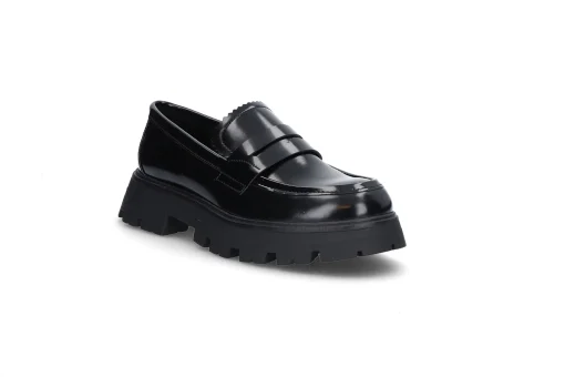 Chunky loafers