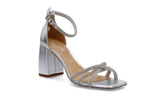 Elegant sandal
