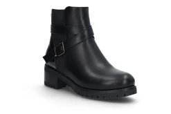 Feminin allværsboot