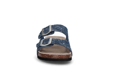 Fotseng sandal med fine detaljer