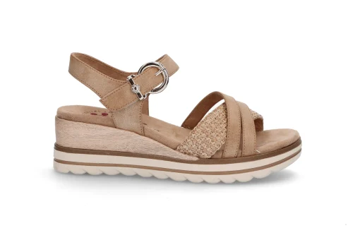Komfortabel sandal på kilesåle