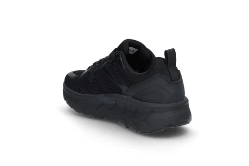 Lettvekt sneaker på kraftig såle