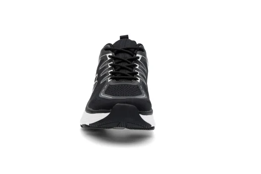 Lettvekt sneaker på kraftig såle