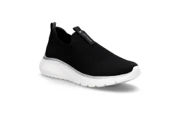 Slip on sneakers