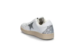 Sneakers med glitter detaljer