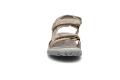 Sporty og lett fritidssandal