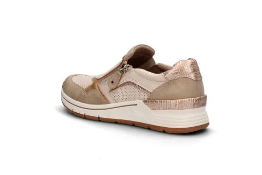 Sporty og lette sneakers