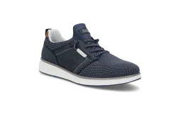 Sporty slip on