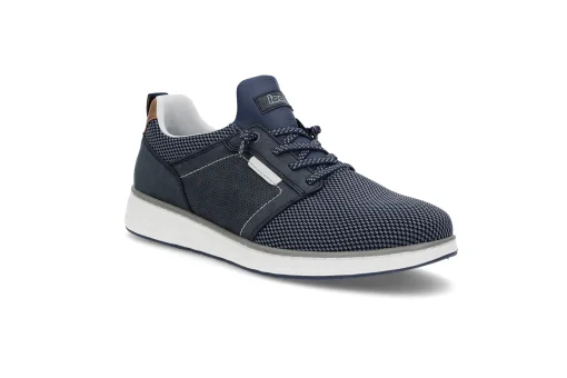 Sporty slip on