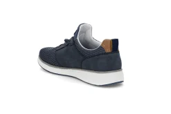 Sporty slip on