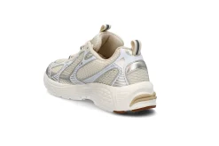 Sporty sneakers
