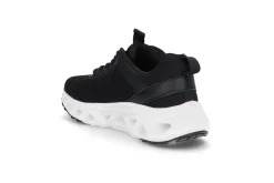 Sporty sneakers på trendy såle