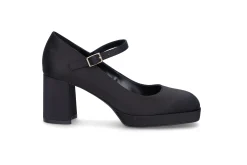 Trendy pumps