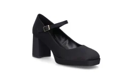 Trendy pumps