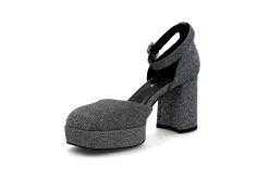 Trendy pumps