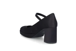 Trendy pumps